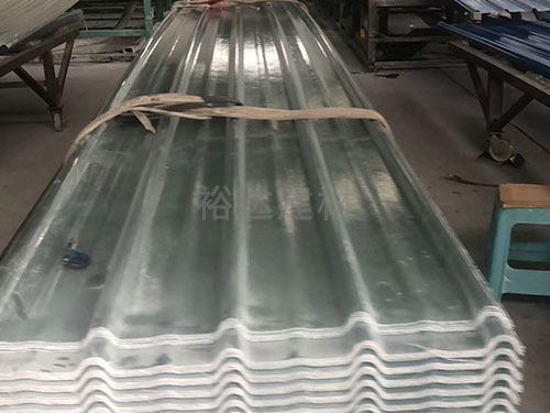 全新料(liao)樹脂瓦(wa)