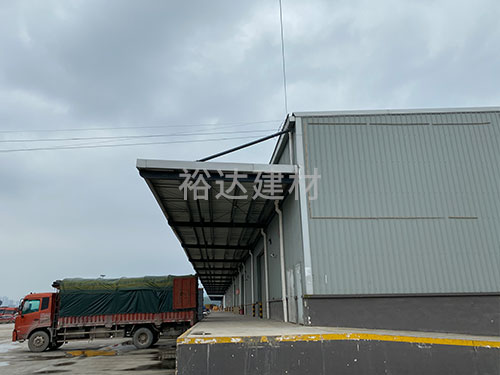 鋼結(jie)構簡(jian)易(yi)棚(peng)